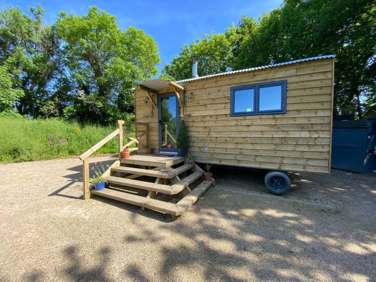 Cosy Double Shepherds Hut In Beautiful Wicklow With Underfloor Heating Throughout Rathnew Extérieur photo